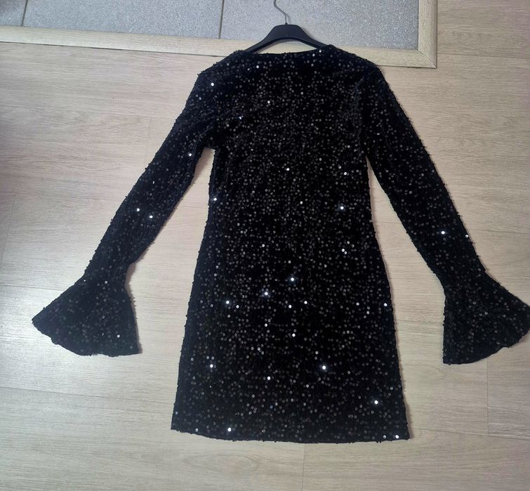 Rochie de seara neagra cu paiete