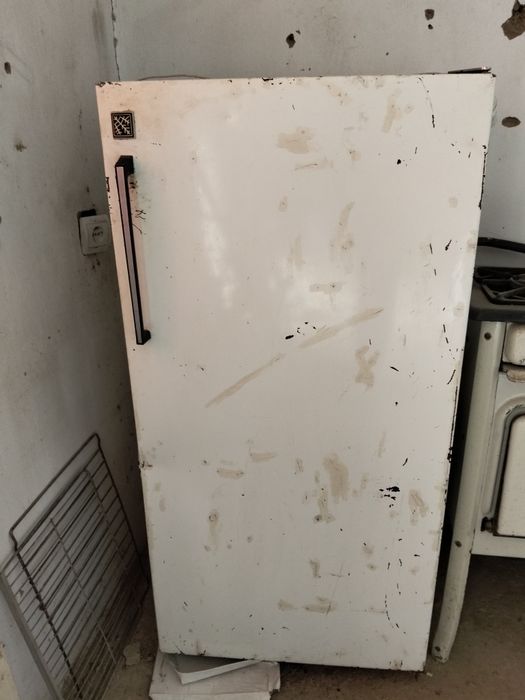 Холодильник продам