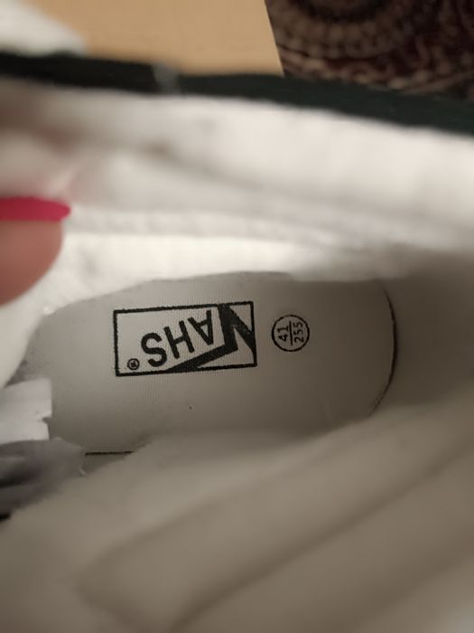 Кроссовки лёгкие VAHS