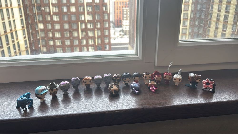 Фигурки Киндер джой осд, и сами киндеры