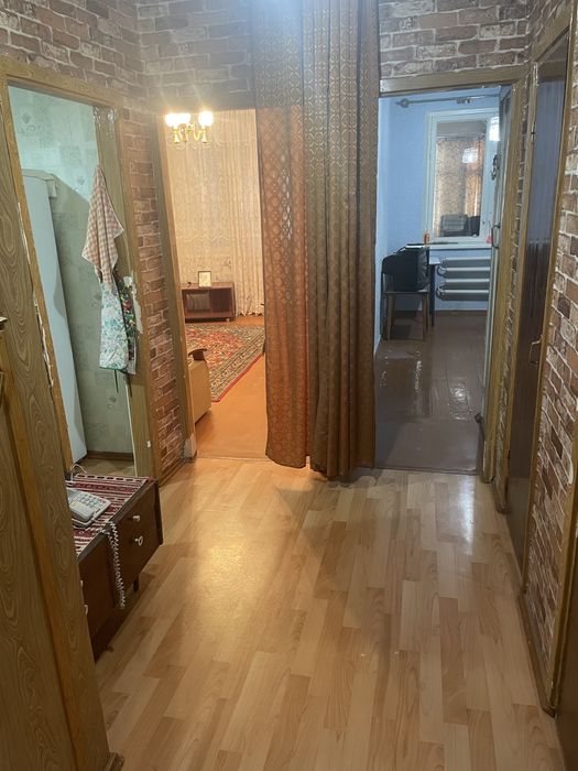 Продам 2-х ком квартиру 1 ЭТАЖ