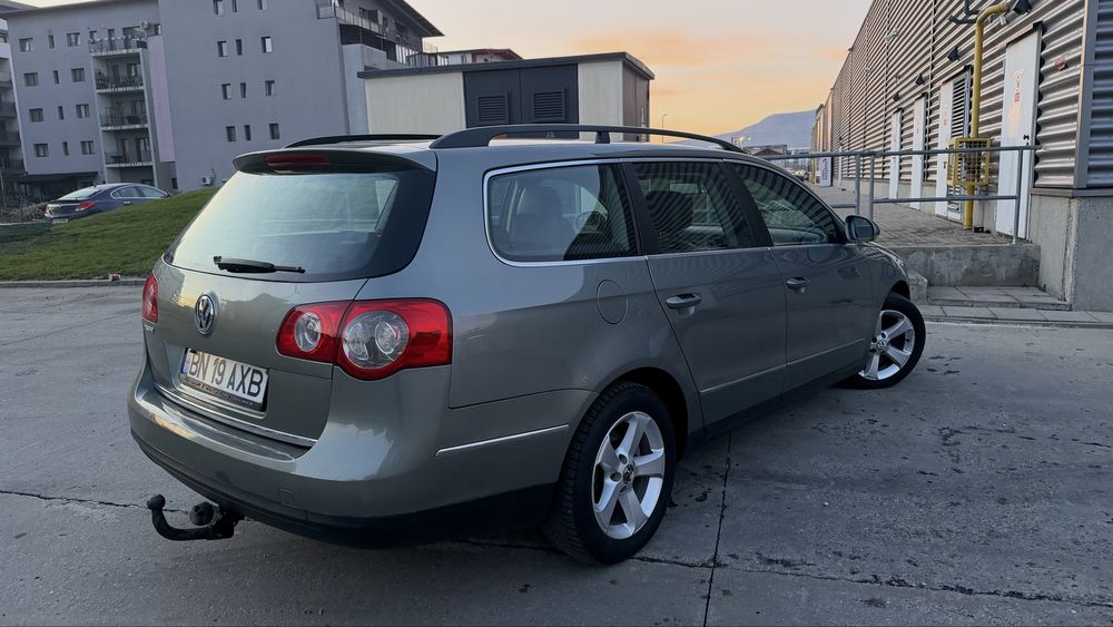 Volkswagen Passat B6 2.0tdi 140 cp DSG 2007 highline impecabil