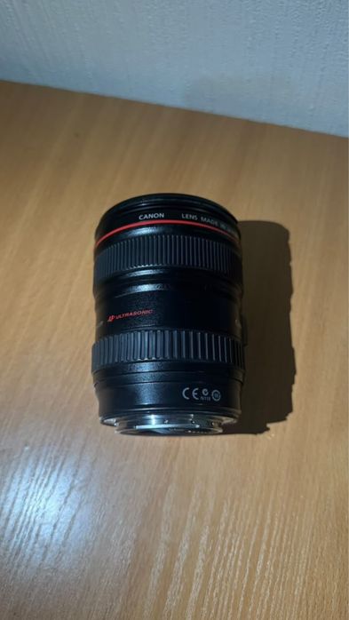 Универсальный зум Canon EF 24-105 F4.0