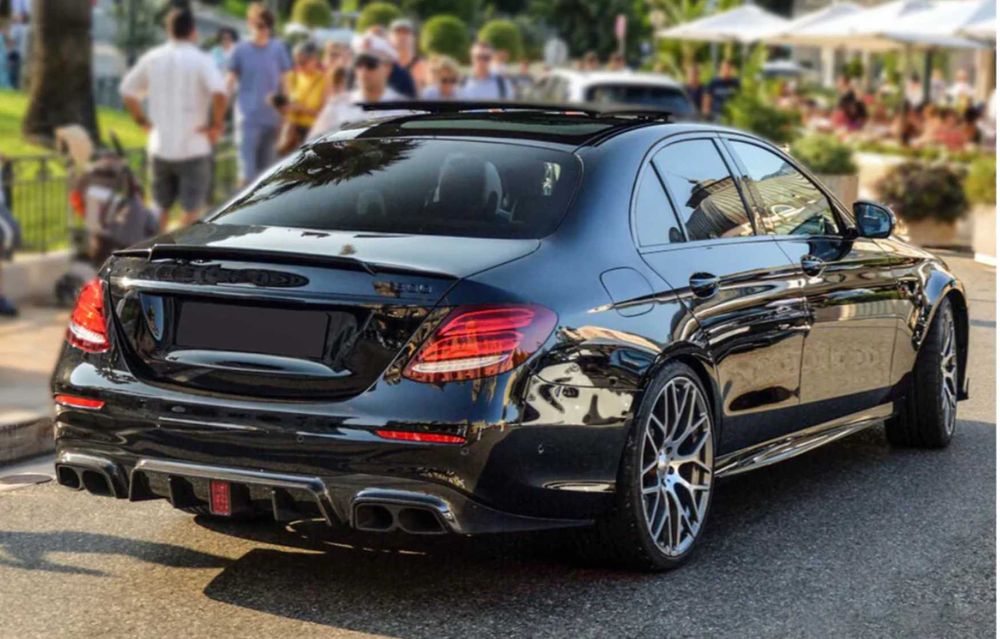 Brabus E Classs W213 дифузьор с накрайници