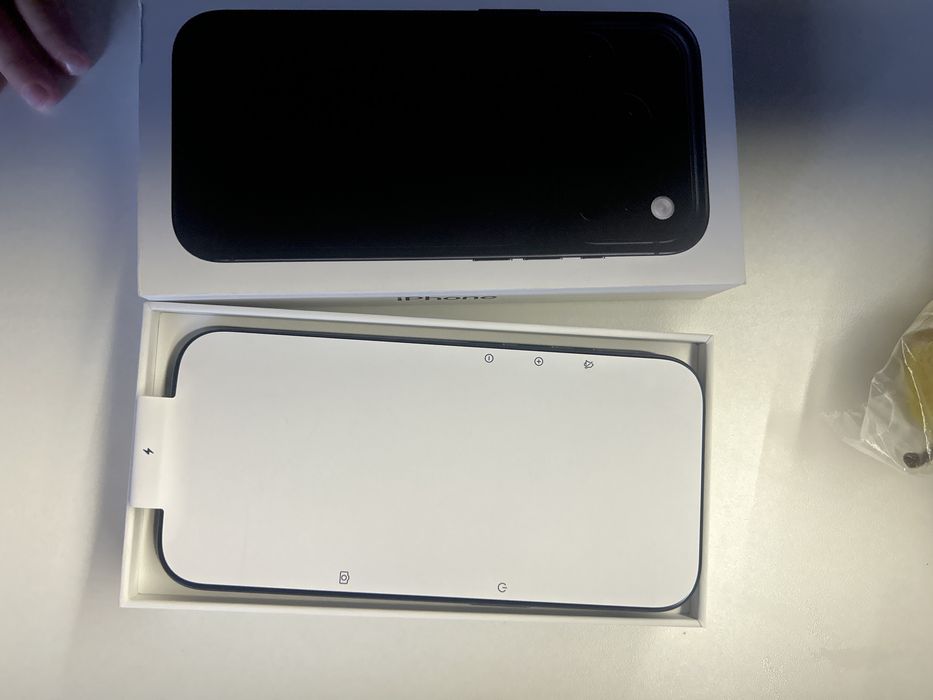 Продам iPhone 18 Pro