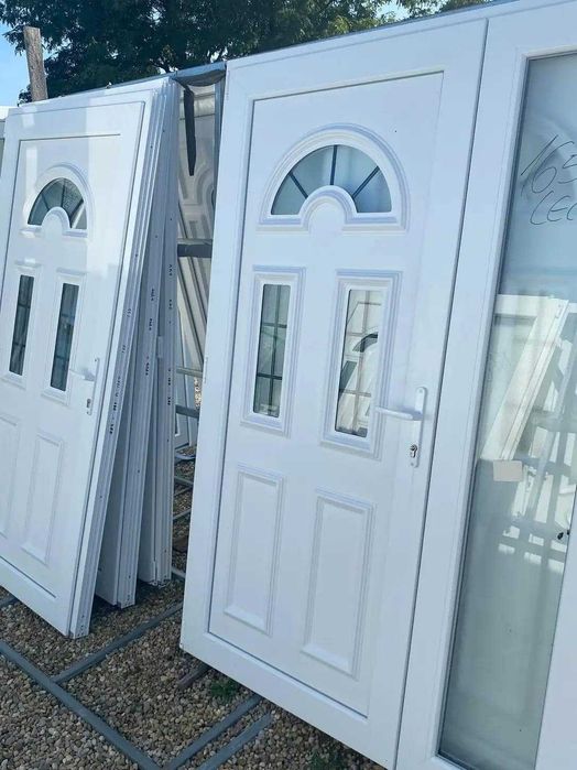 usi termopan duble noi cu panel ornamental de la 1650 lei