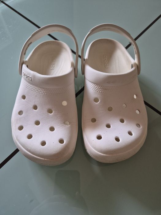 Crocs papuci/saboți dama marimea 37 interior 23 cm  Culoarea alb
