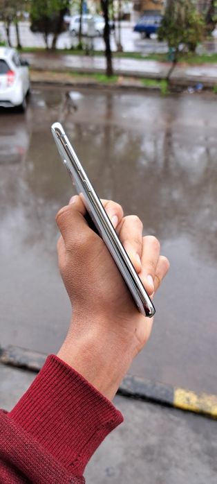 Samsung S10e xotirasi 8/128GB