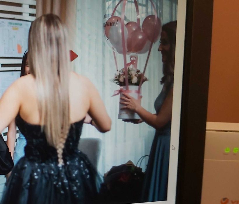 Бална рокля-Радичев