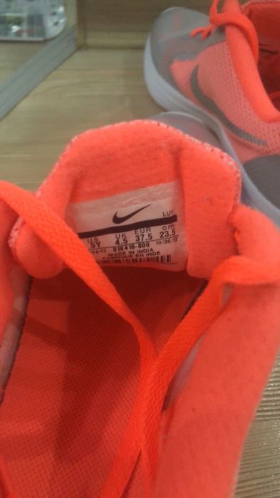 Дамски маратонки Nike