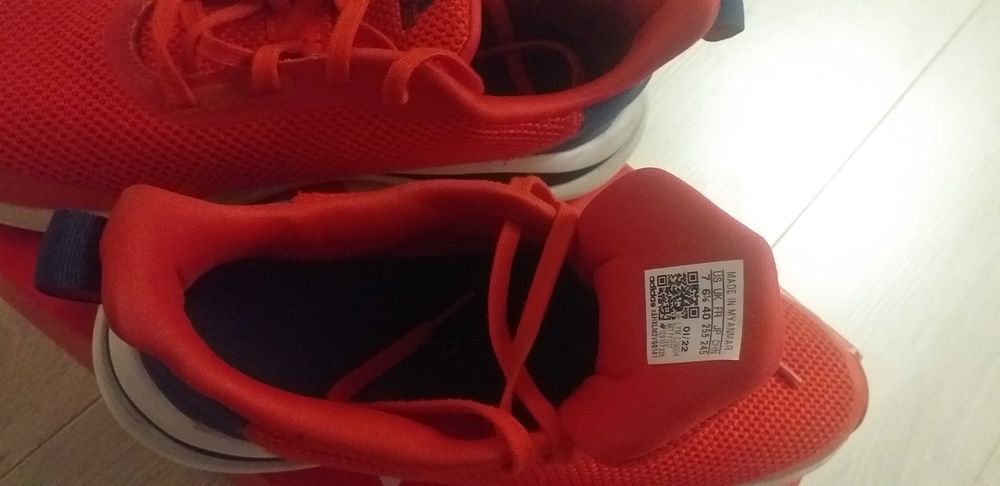 Детски оригинални маратонки на Адидас-размер 40-60лв.