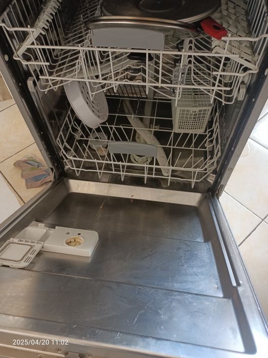 Продам посудамоечную машину