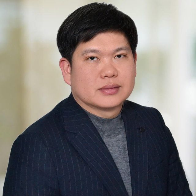 Услуги адвоката: защита в суде, консультации, составление исков