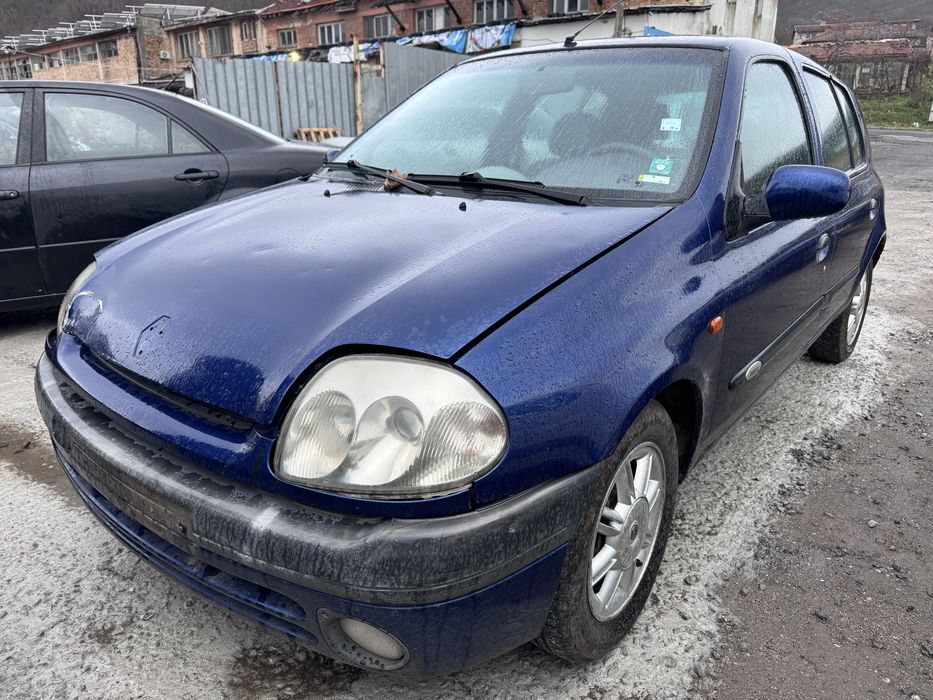 Рено Клио 1.6и 90кс 1999г На Части