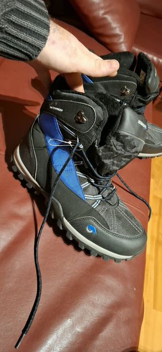 Vand ghete de iarna (bocanci ) Kilimanjaro.Produsul  este nou.