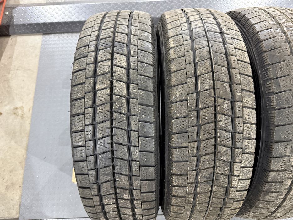 4бр. Товарни Зимни Гуми 215/75R/16C -FALKEN- DOT:2318- 7.4мм+6.3мм