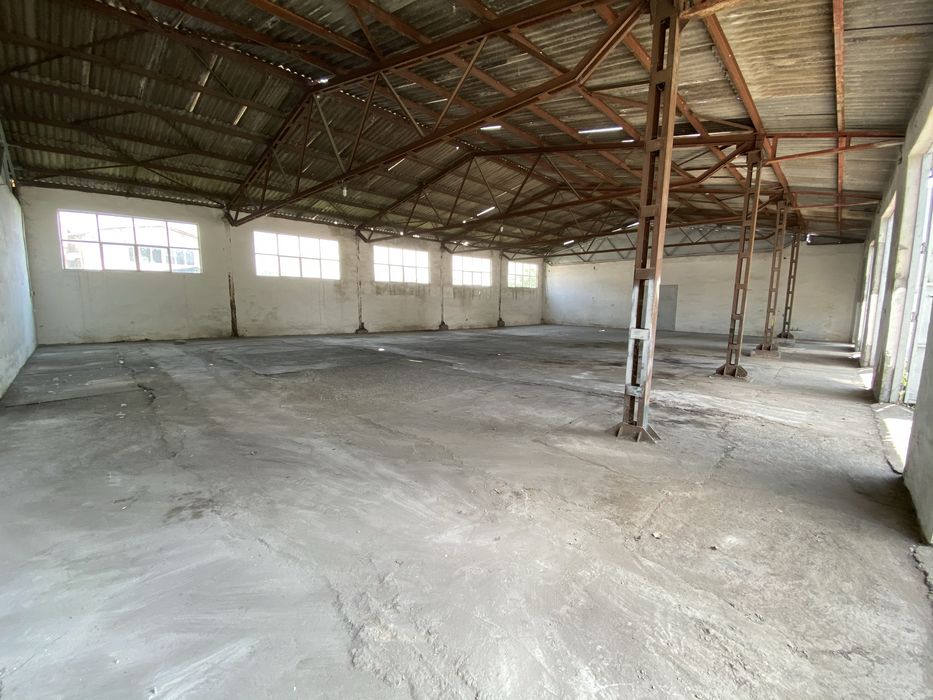 Hala industriala 600mp de inchiriat