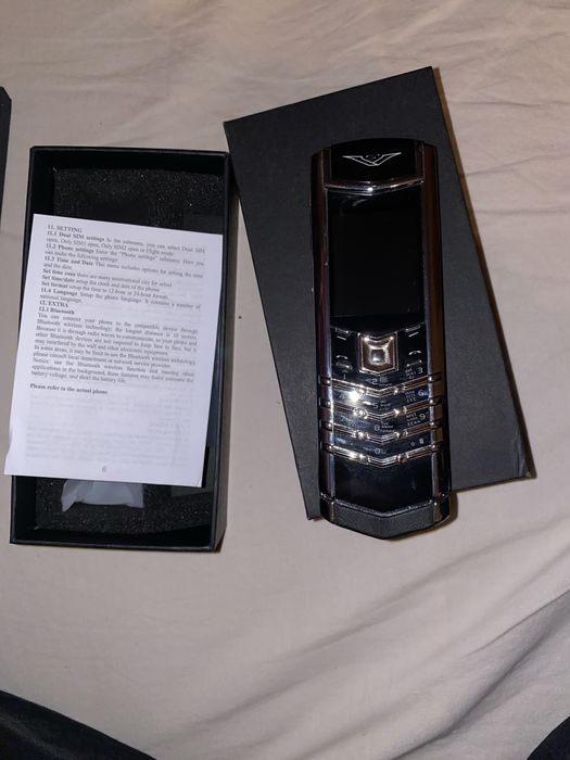 Продам телефон Vertu signature