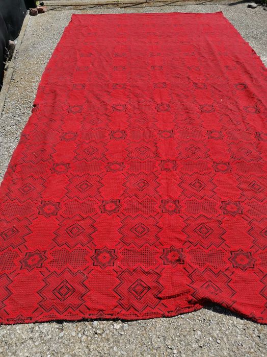 Нови ръчнотъкани автентични пътеки