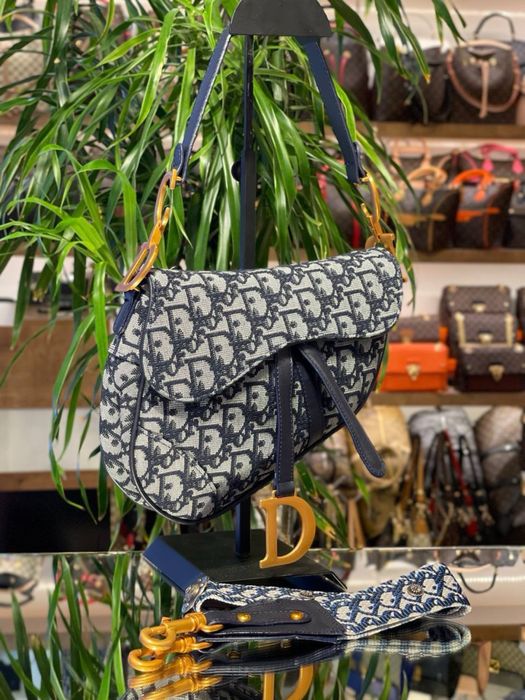 Geanta Dior noua !!! Dimensiuni 24/20 !!!