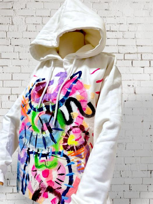 Спортен сет - ръчно рисуван