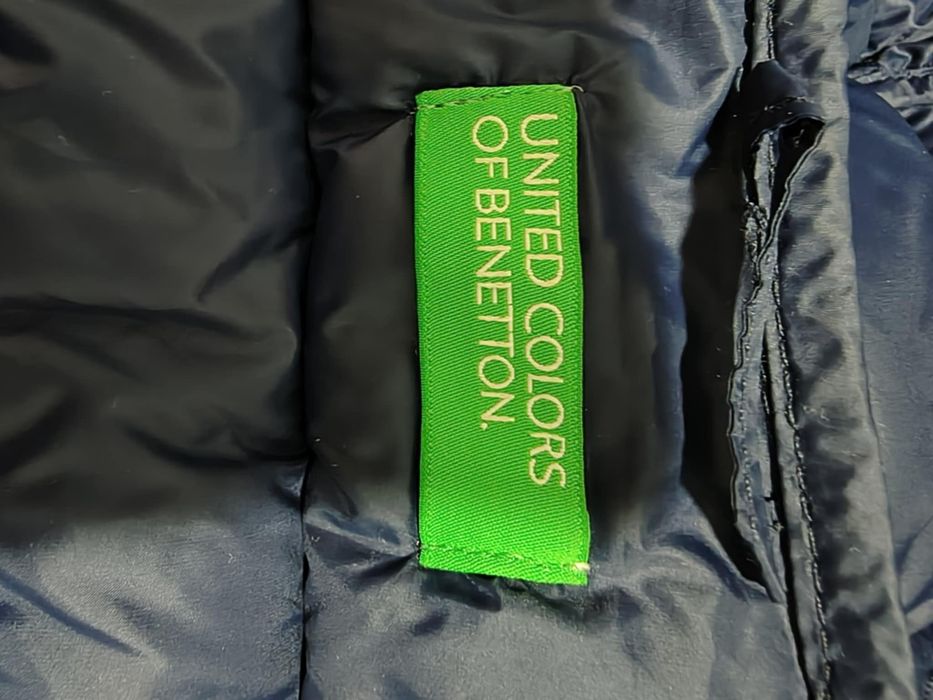 Бенетон нова грейка за тиинейджър с качулка