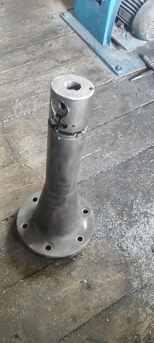 Продам шпиндель для расточного станка.