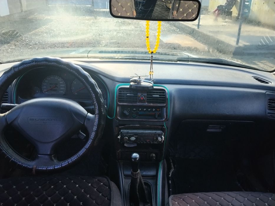 Субару аутбак 98