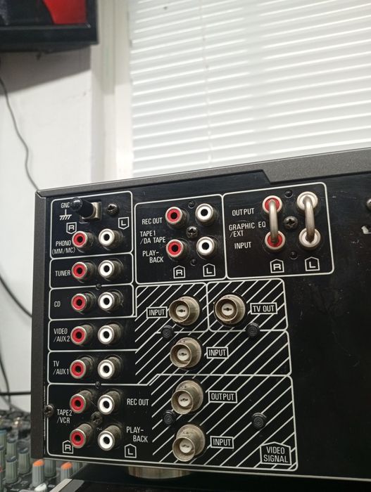 Усилвател TECHNICS SU-V7X