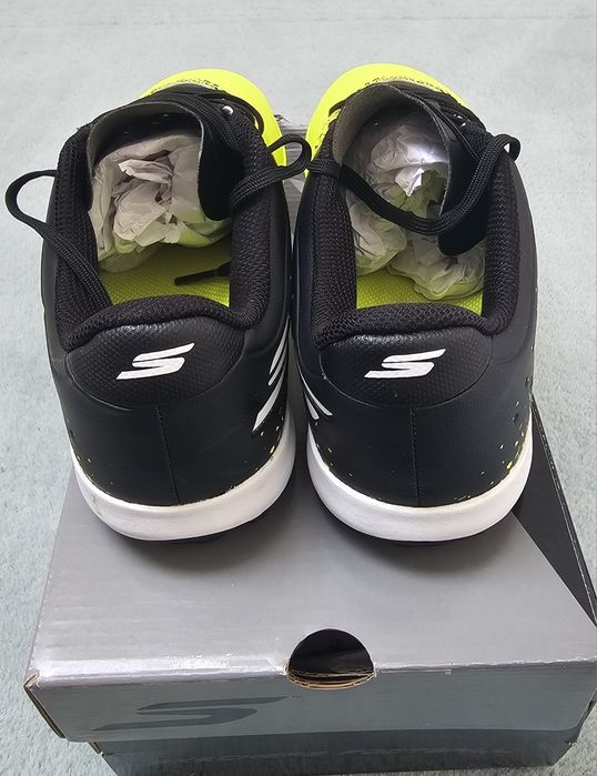 Ghete fotbal Skechers Razor 38