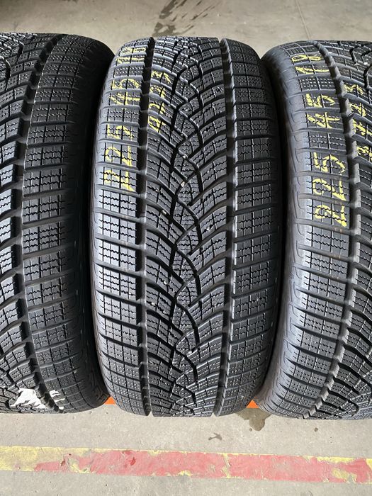 Anvelope iarna 225/45/18 Goodyear Ultra Grip Performance 225 45 18 R18
