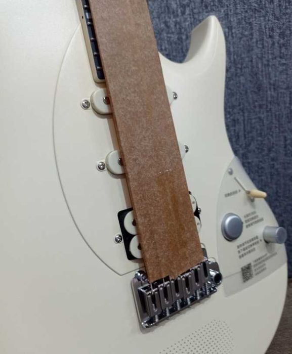 Smart Electric Guitar Enya Inspire Ivory