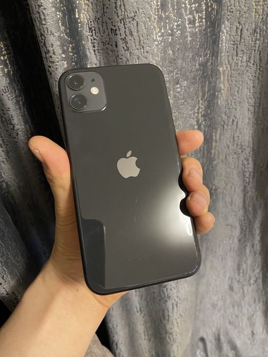 iPhone 11 128 гб в идеальном состоянии