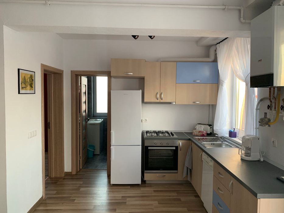 Inchiriez apartament Selimbar