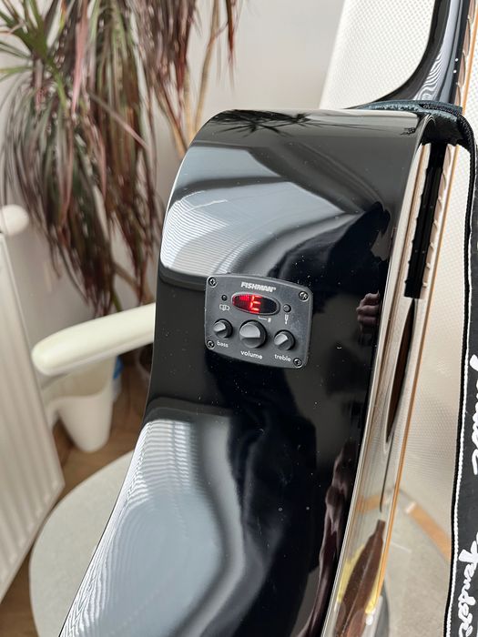 Електро-акустична китара Fender CD-60SCE