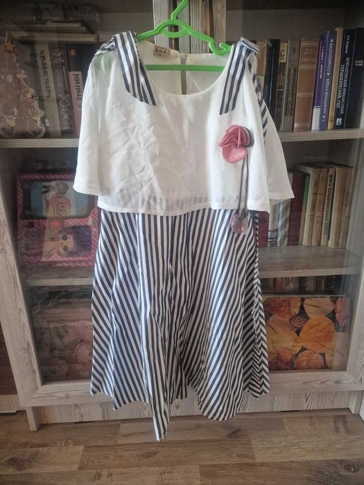 Нарядные платья.