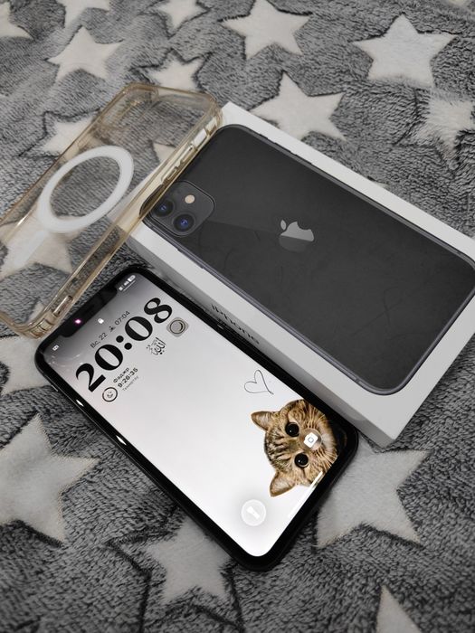 продается айфон срочно