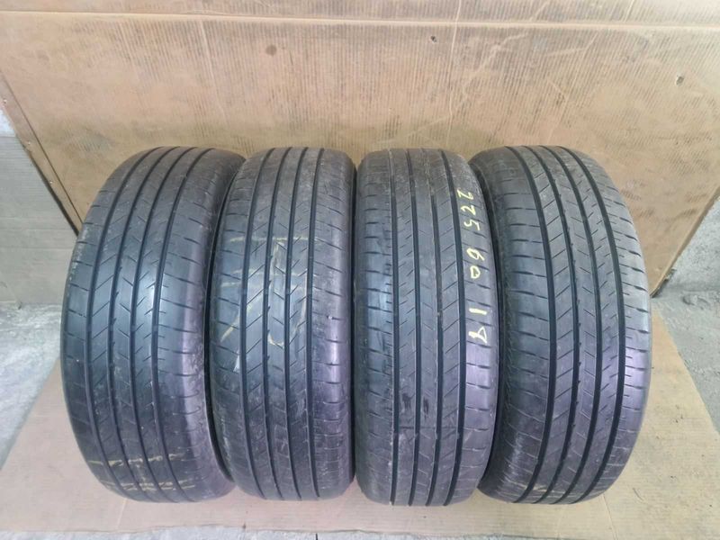 4 Bridgestone R18 225/60
летни гуми
DOT4219