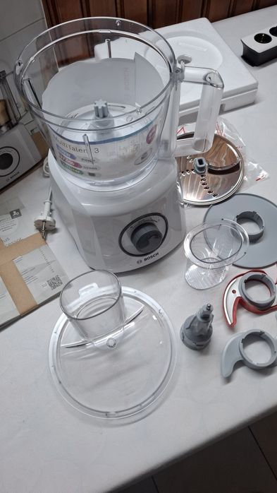 Кухненски робот Bosch  MultiTalent , 800W,2.3л