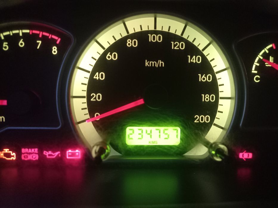 Nexia 2015 yil 1.6 oq bexarajat