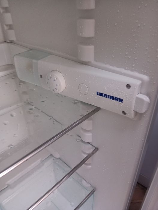 Хладилник охладител Liebherr 120 см.висок с  две години гаранция!