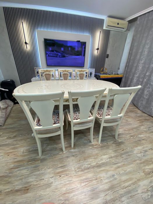 Стол и стулья россия