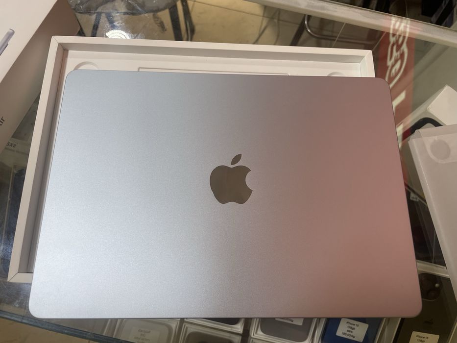 Новый Macbook M4 2025