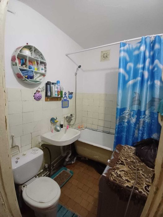 2 ком квартира, район Уют