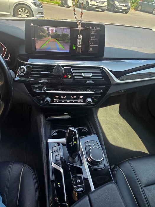 BMW Seria 5 2021 — imagine 5