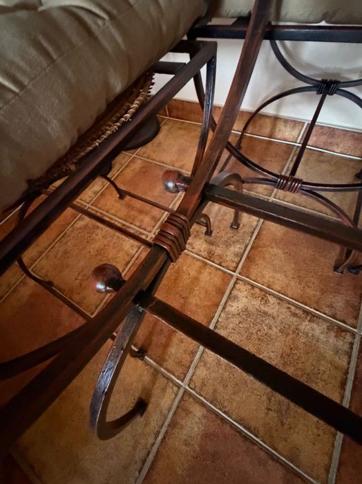 Mobilier fier forjat masa + 6 scaune