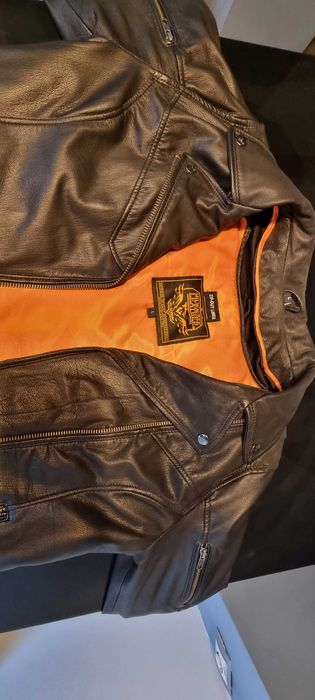 Кожено дамско яке