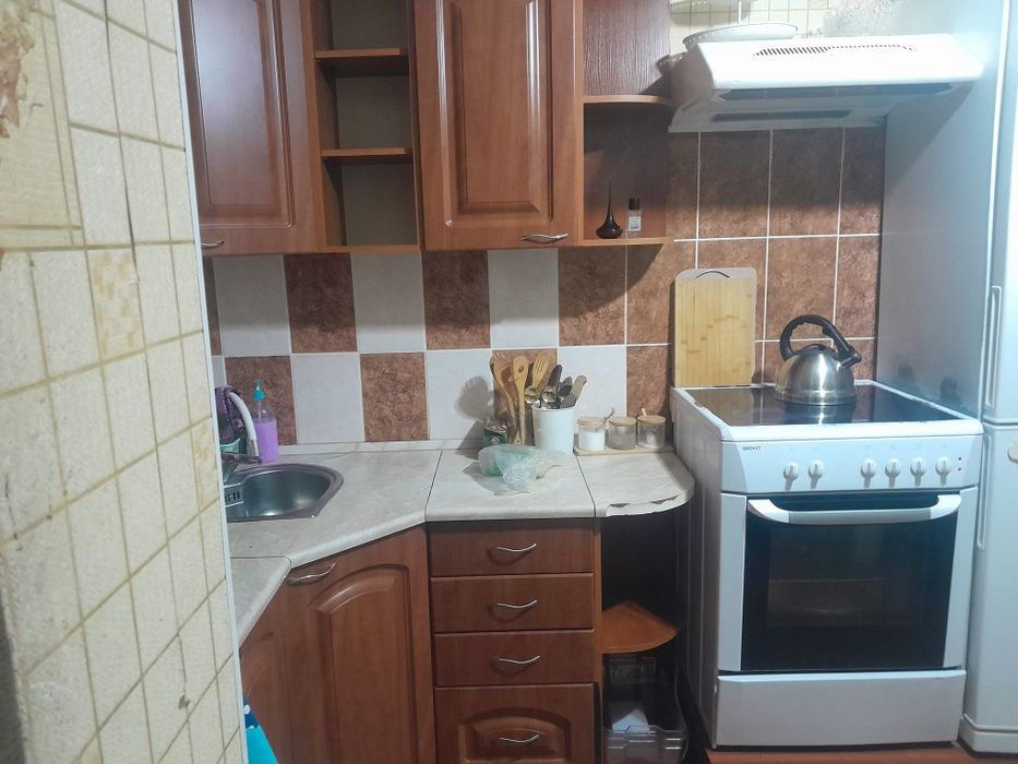 Продам 1-кмн квартиру в бывшем общежитии.