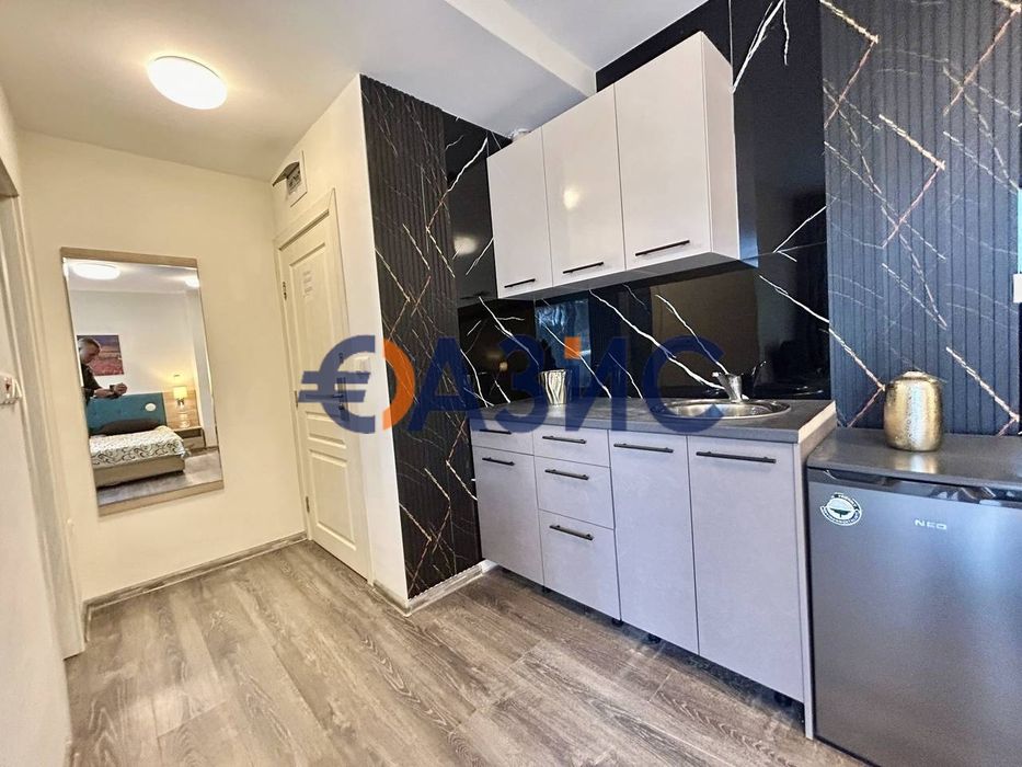 Продава се Едностаен апартамент в к.к. Слънчев бряг - 36 кв.м за 772 €/кв.м - Снимка #8