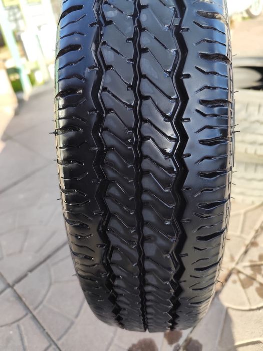 Продам шины грузовой 145R13с